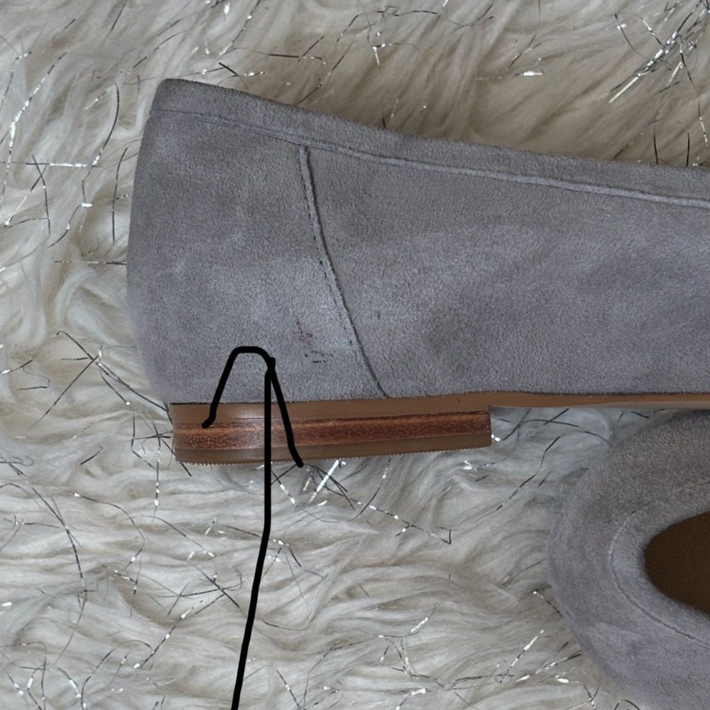 Talbots Gray Women’s Ryan Scaloop Flats Suede Loafers with Stud Detail Size 9M - Picture 9 of 11
